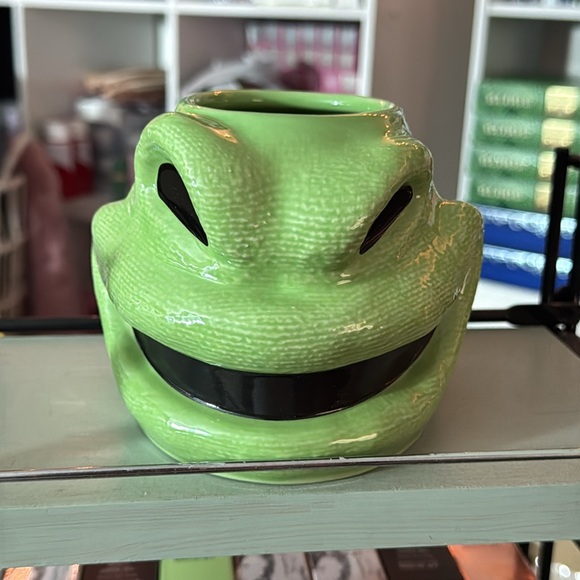 NWT Tim Burton Nightmare Before Christmas Oogie Boogie Color Changing Mug - Picture 4 of 9